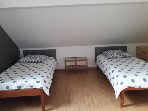 Gîte 8-10 (nouvelles photos)